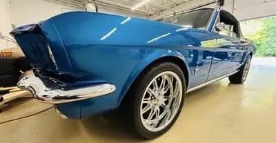 1965 Ford Mustang - Thumbnail 3