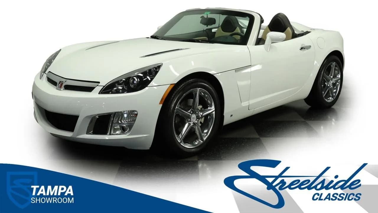 2009 Saturn Sky  Red Line