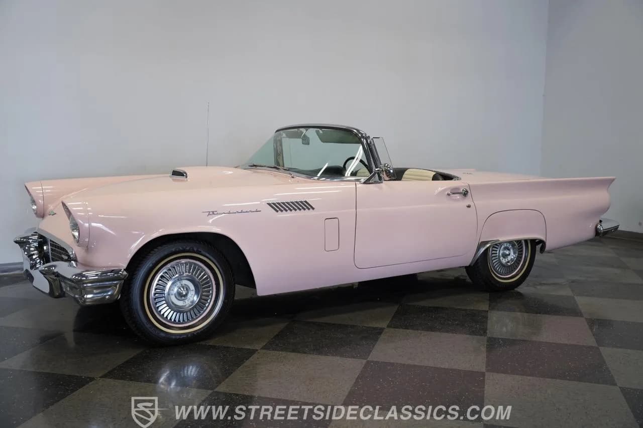 1957 Ford Thunderbird - Thumbnail 7