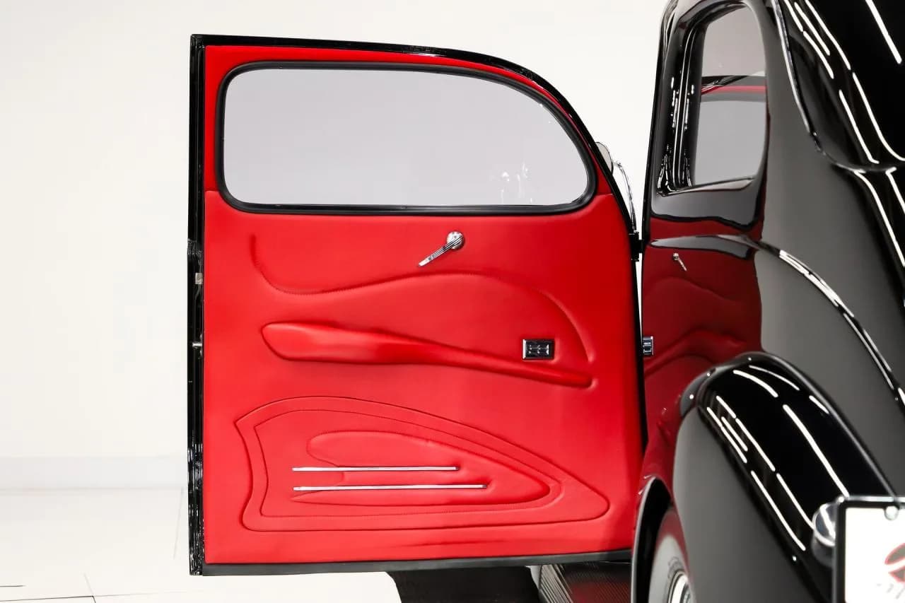 1937 Ford Slantback - Thumbnail 7