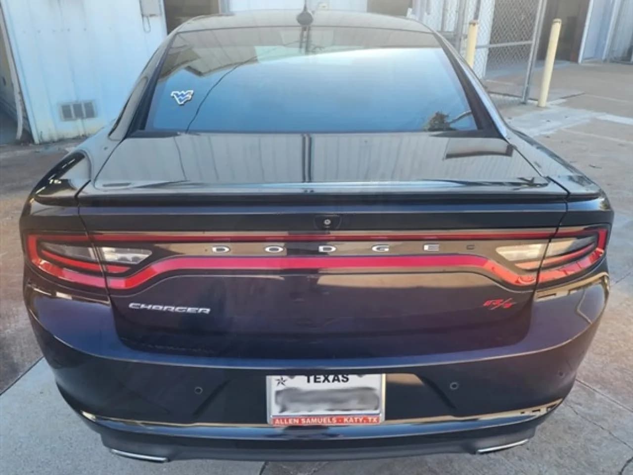 2015 Dodge Charger R/T - Thumbnail 4