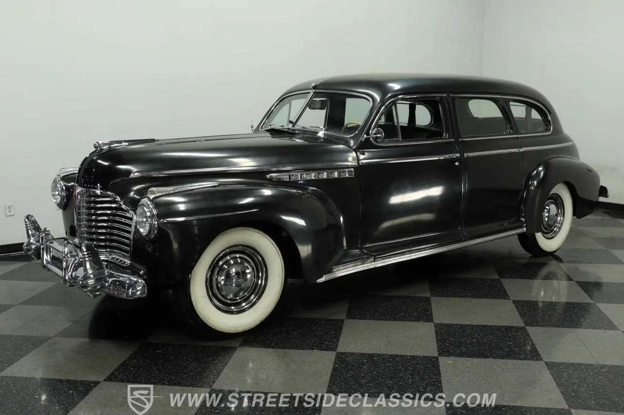 1941 Buick 90 Limited Limousine - Thumbnail 5