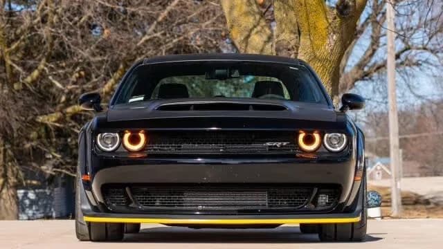 2018 Dodge Challenger - Thumbnail 4