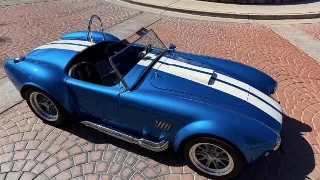 1965 Shelby Cobra - Thumbnail 4