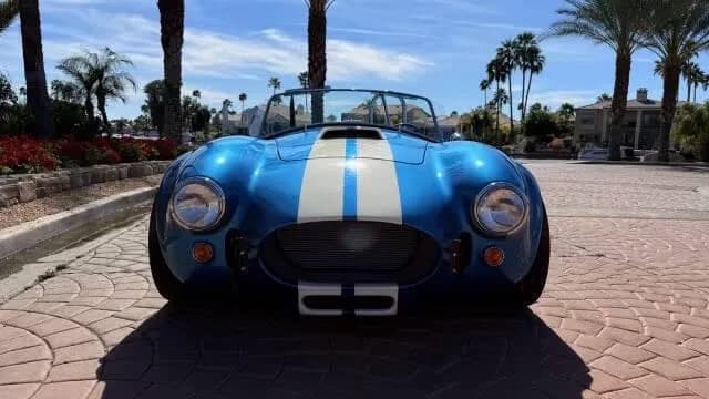 1965 Shelby Cobra - Thumbnail 3