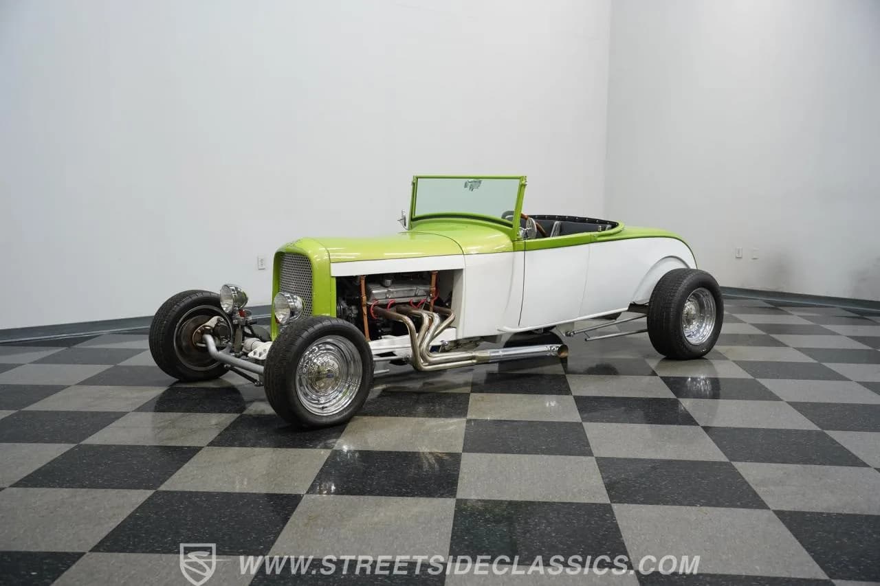 1929 Ford Model A Roadster - Thumbnail 6