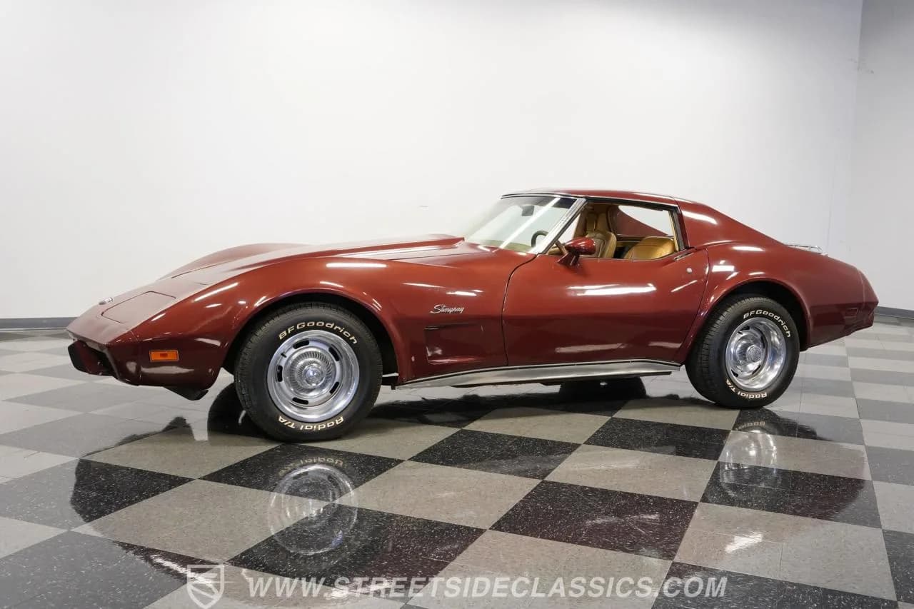 1976 Chevrolet Corvette L48 - Thumbnail 7