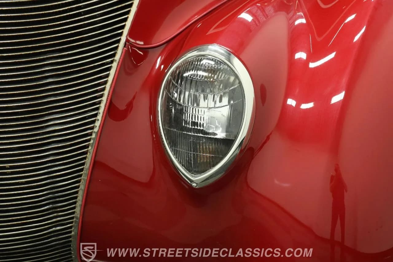 1937 Ford Coupe - Thumbnail 6