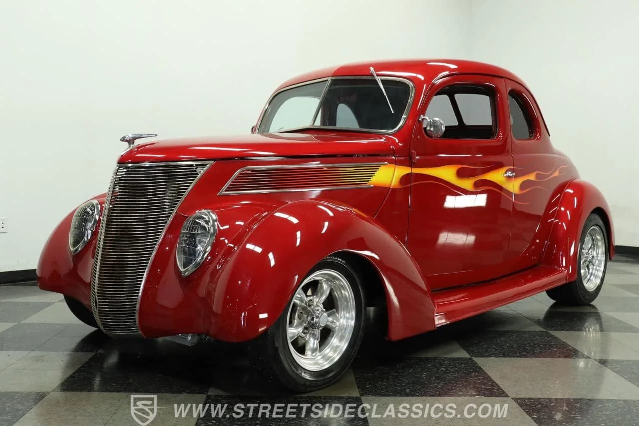 1937 Ford Coupe - Thumbnail 7