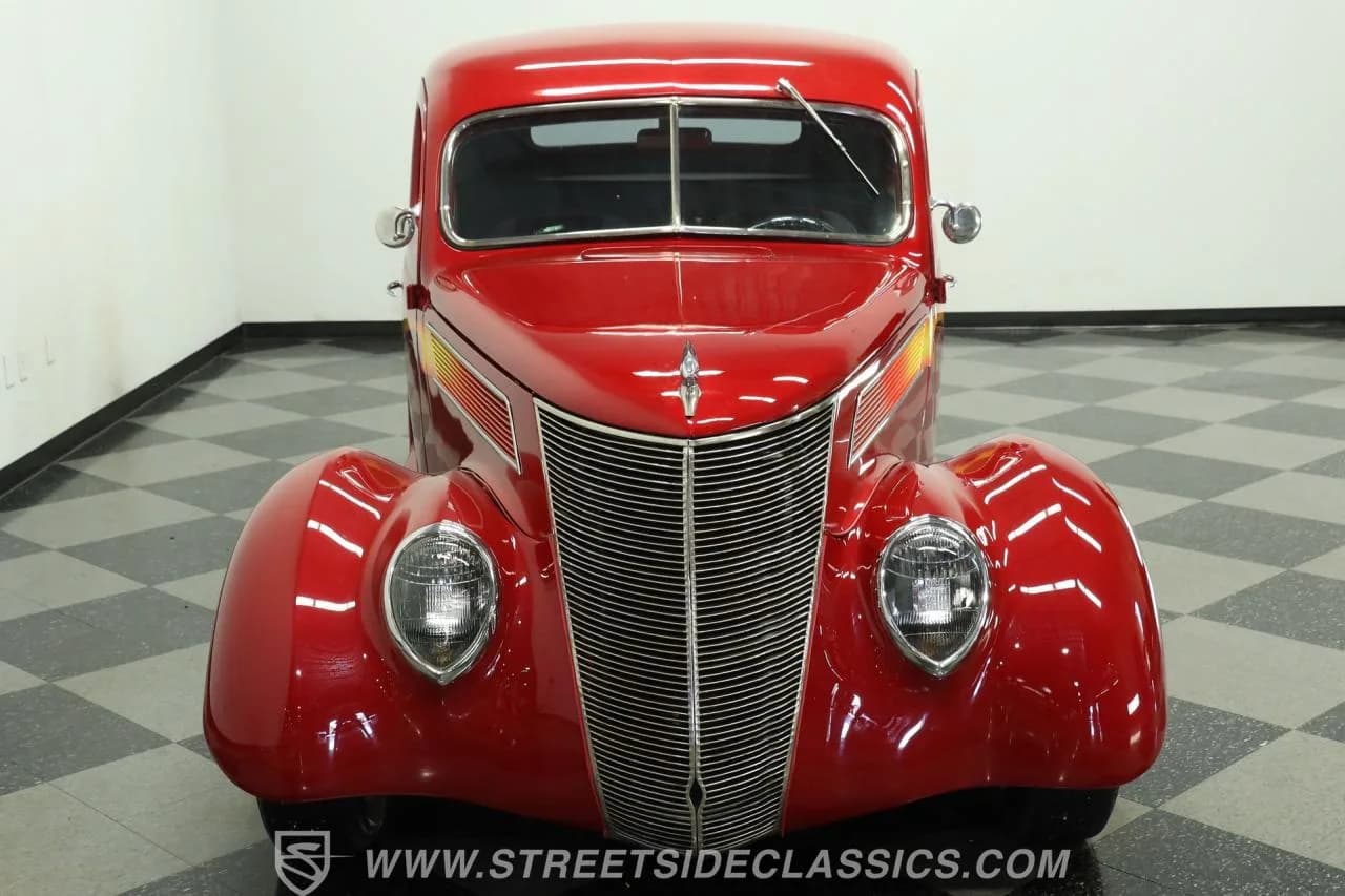 1937 Ford Coupe - Thumbnail 2