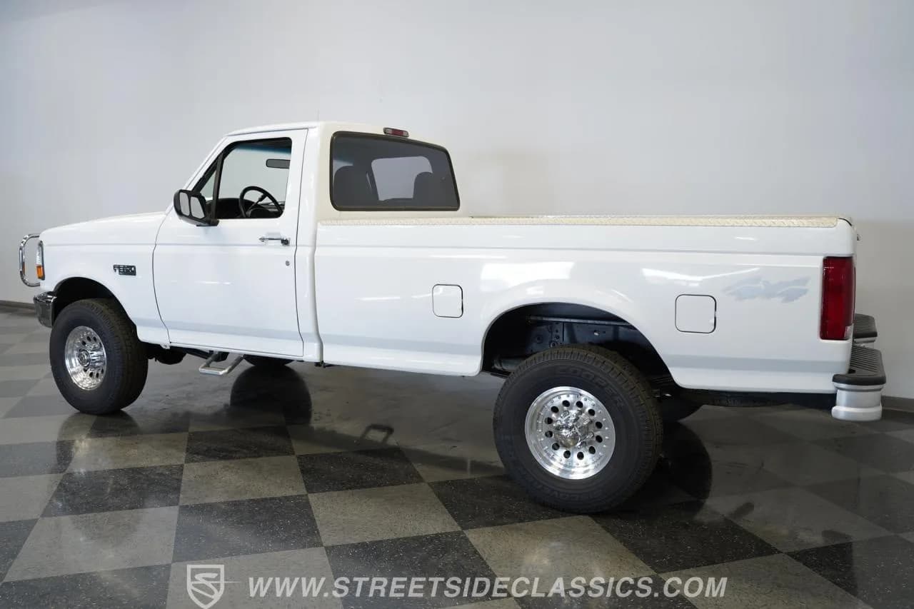 1996 Ford F-250 XL 4x4 - Thumbnail 8