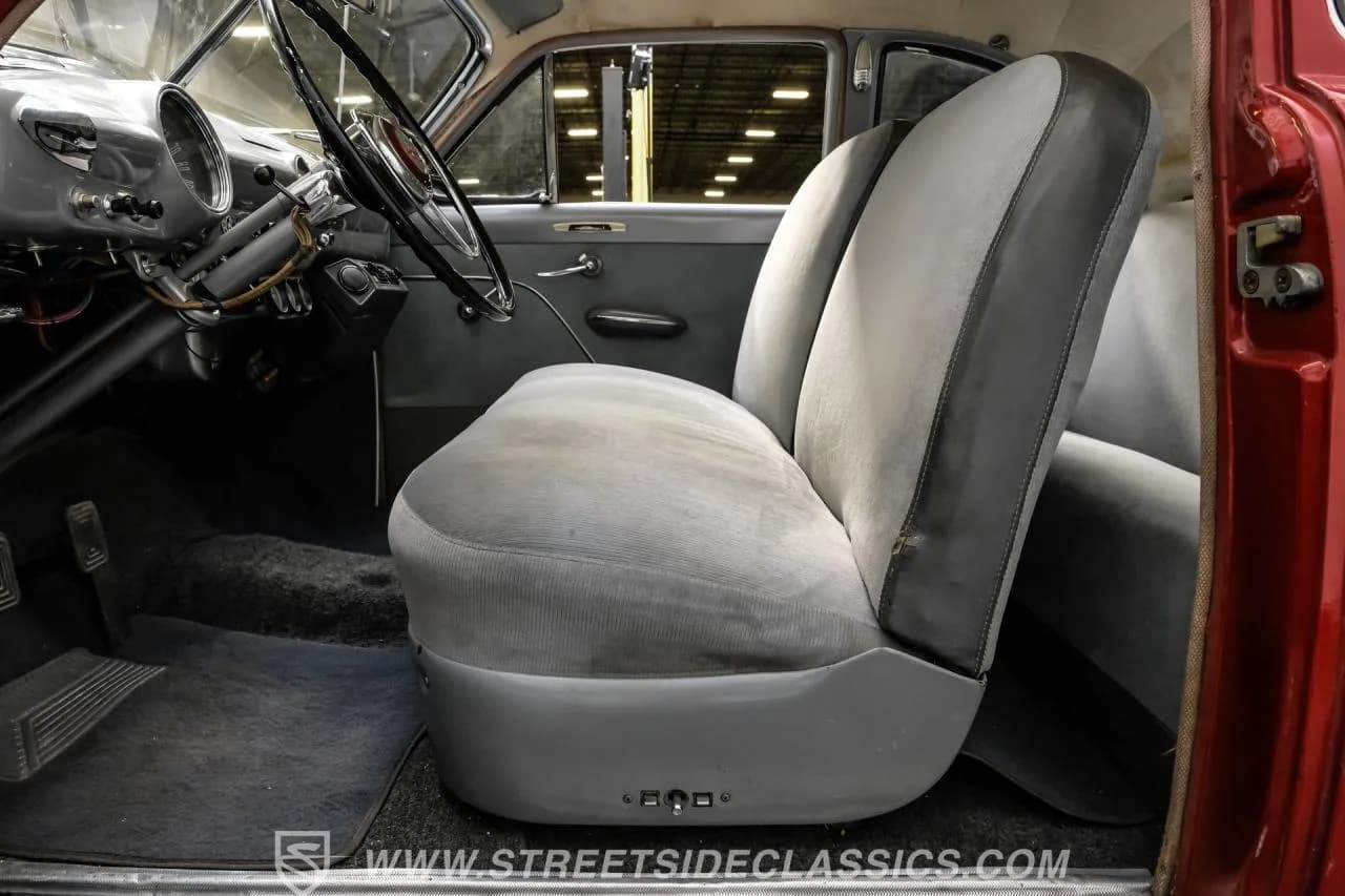 1950 Ford Club Coupe - Thumbnail 4