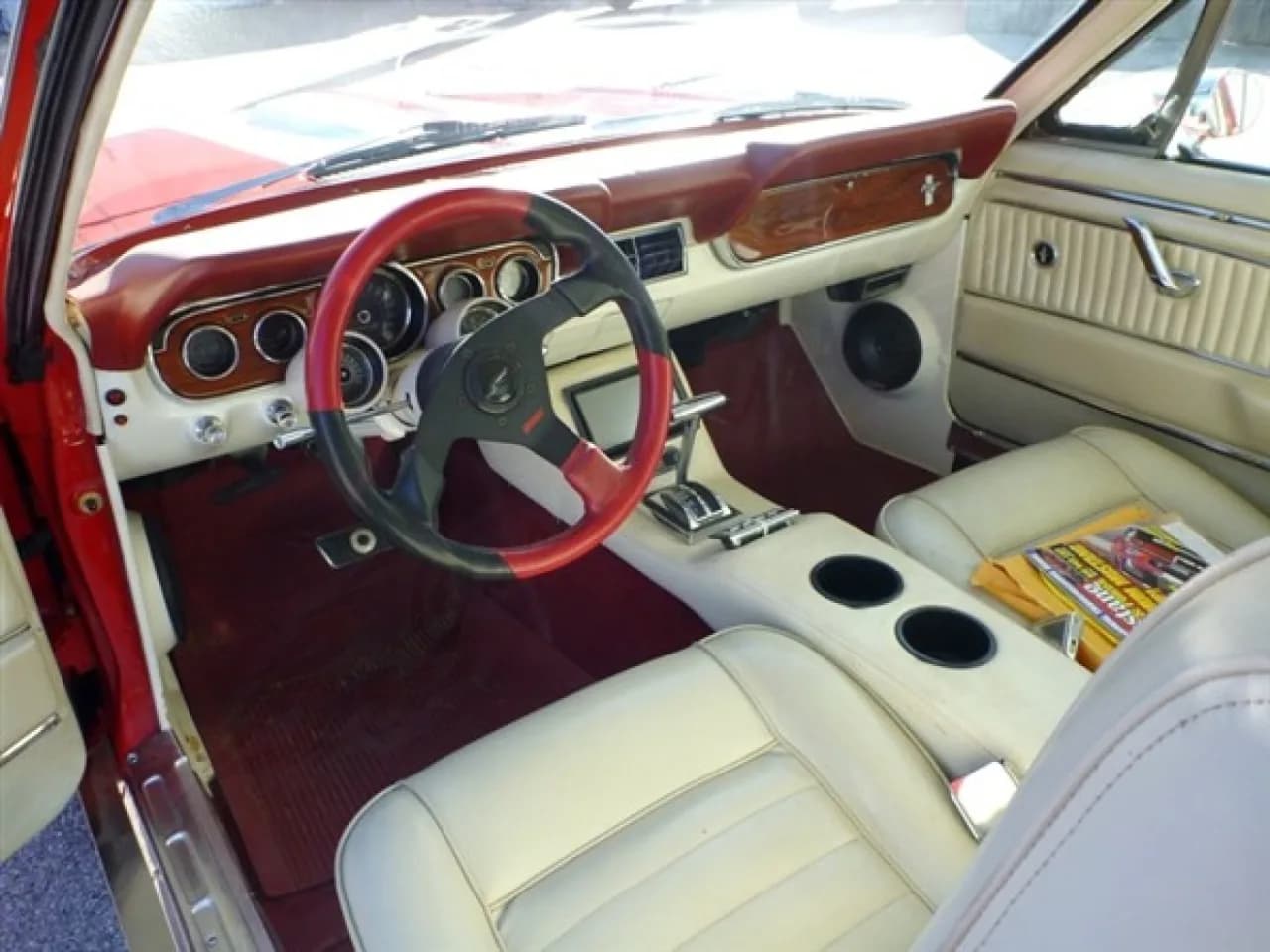 1965 Ford Mustang Coupe - Thumbnail 7