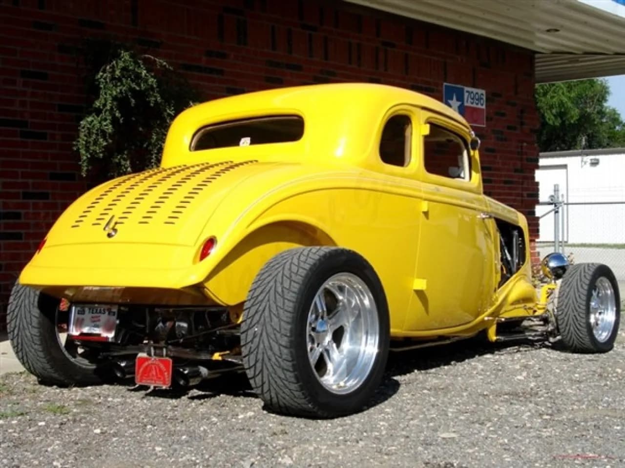 1934 Ford Coupe - Thumbnail 6
