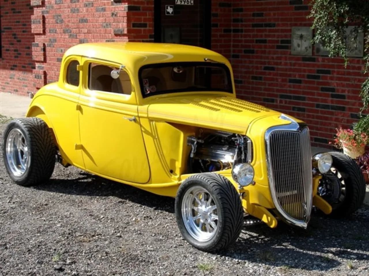 1934 Ford Coupe - Thumbnail 2