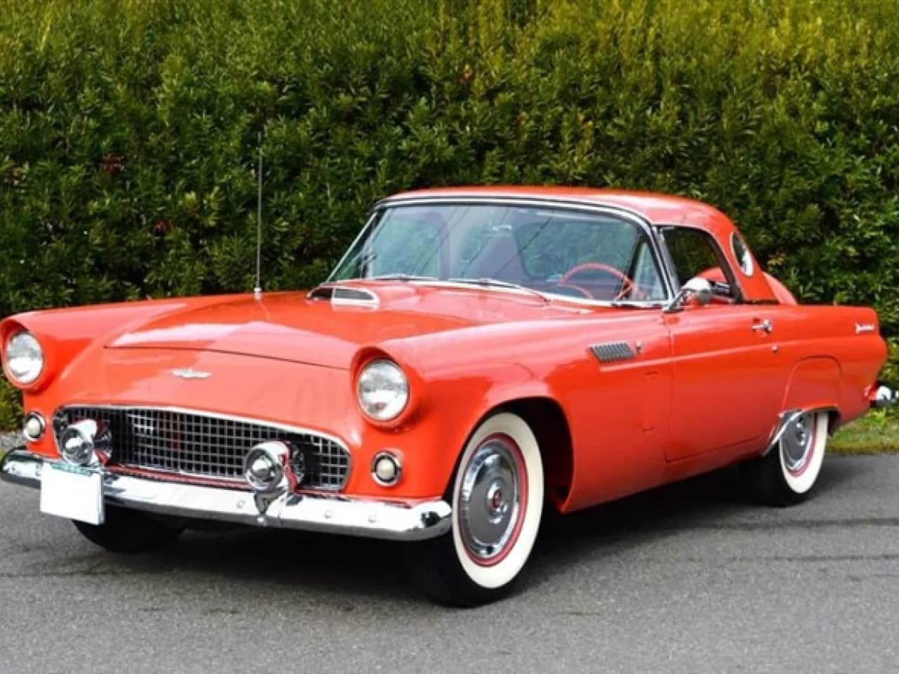 1956 Ford Thunderbird - Thumbnail 2