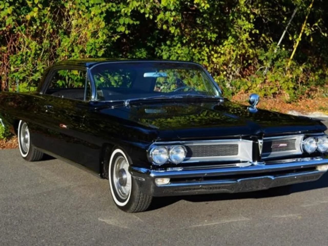 1962 Pontiac Grand Prix - Thumbnail 2