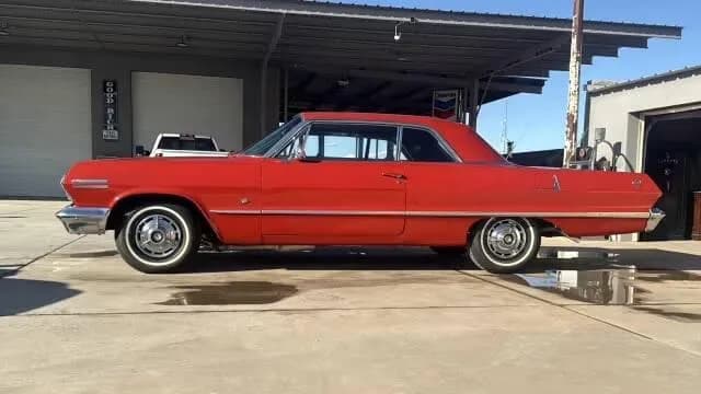 1963 Chevrolet Impala - Thumbnail 2