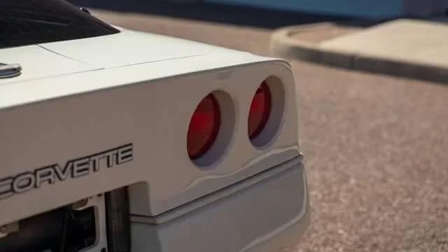 1988 Chevrolet Corvette - Thumbnail 6