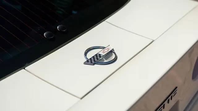 1988 Chevrolet Corvette - Thumbnail 8