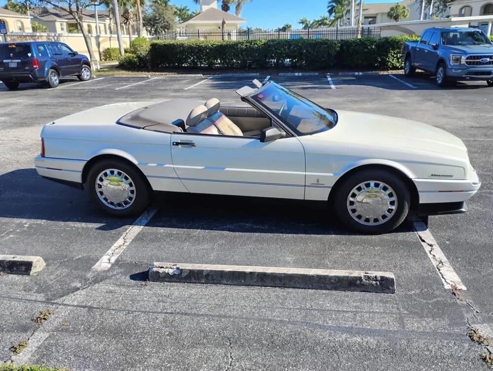 1993 Cadillac Allante - Thumbnail 5
