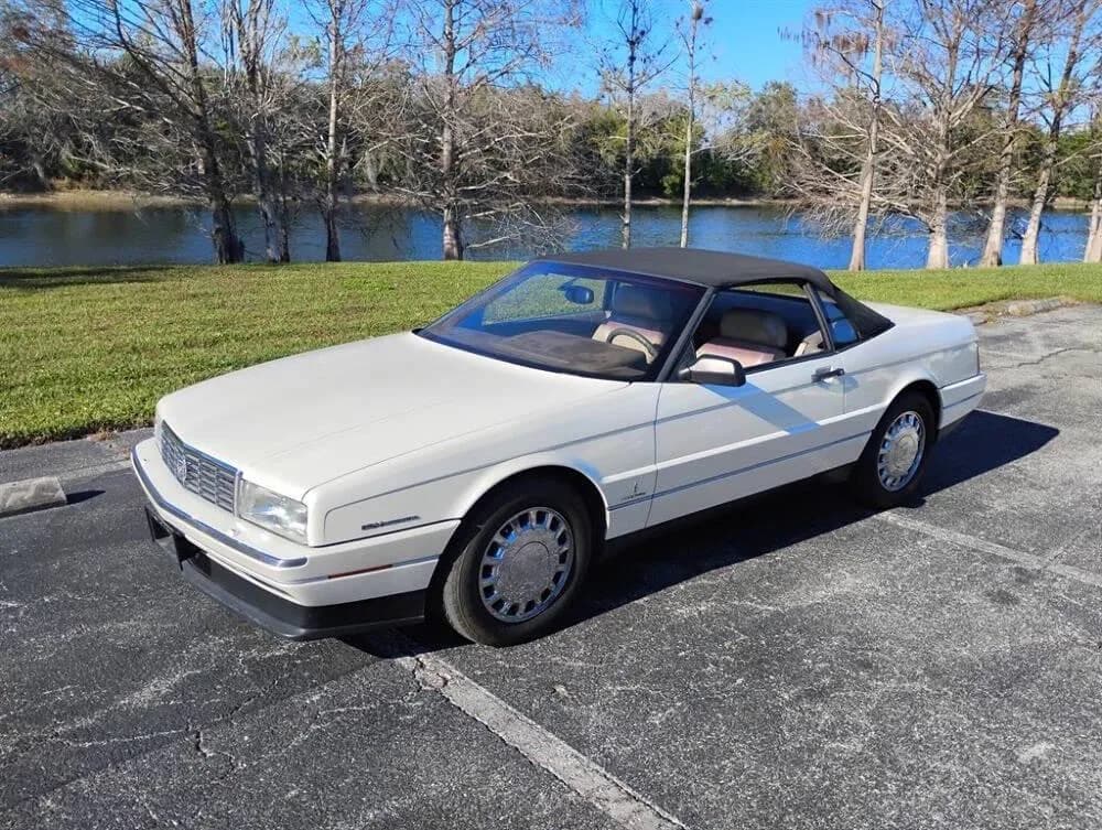 1993 Cadillac Allante - Thumbnail 2
