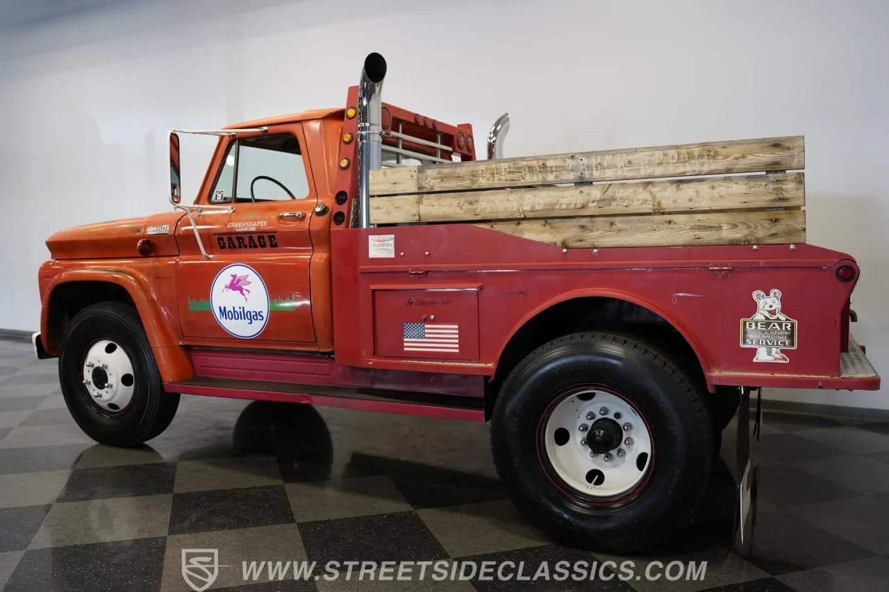 1965 Chevrolet C60 Dually - Thumbnail 8