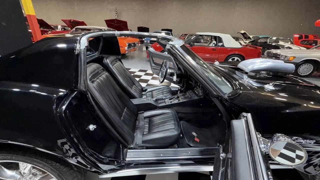 1971 Chevrolet Corvette - Thumbnail 4