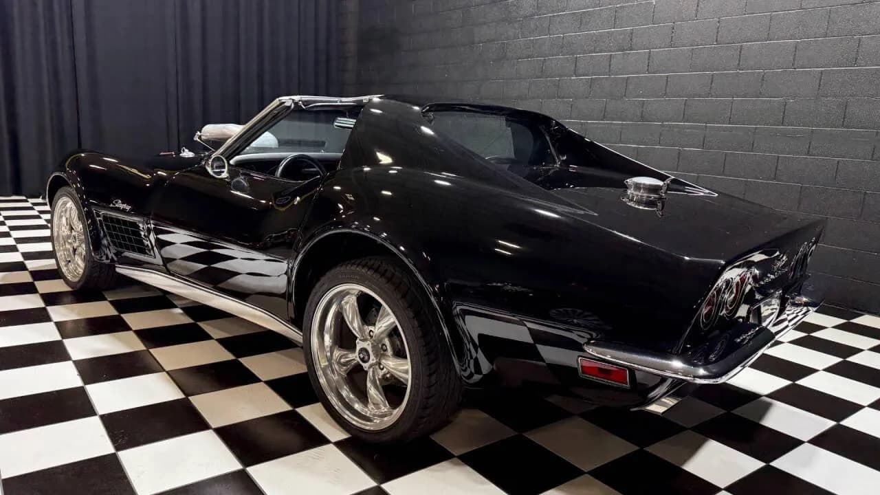 1971 Chevrolet Corvette - Thumbnail 7