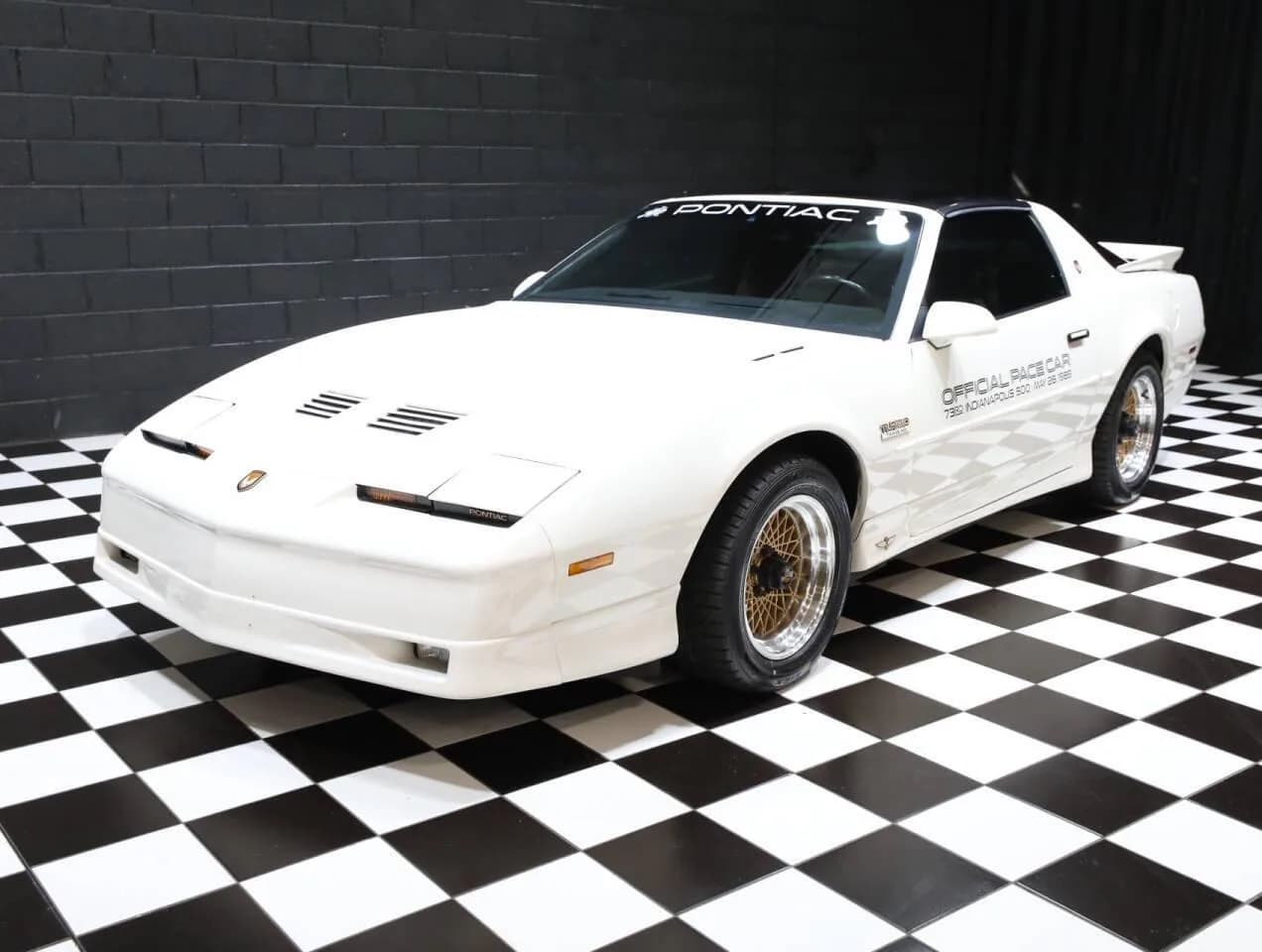 1989 Pontiac Firebird - Thumbnail 6