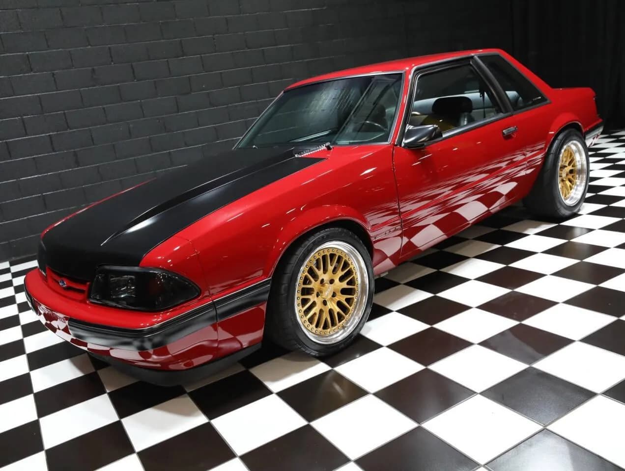 1989 Ford Mustang - Thumbnail 8