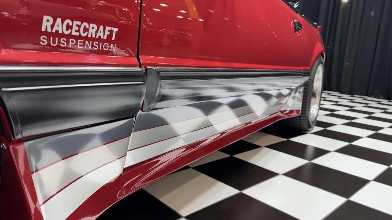 1988 Ford Mustang - Thumbnail 6