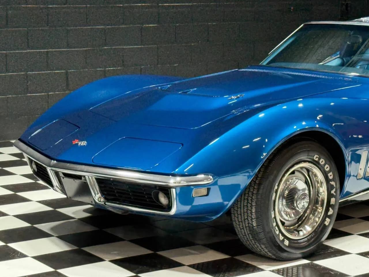 1968 Chevrolet Corvette - Thumbnail 8