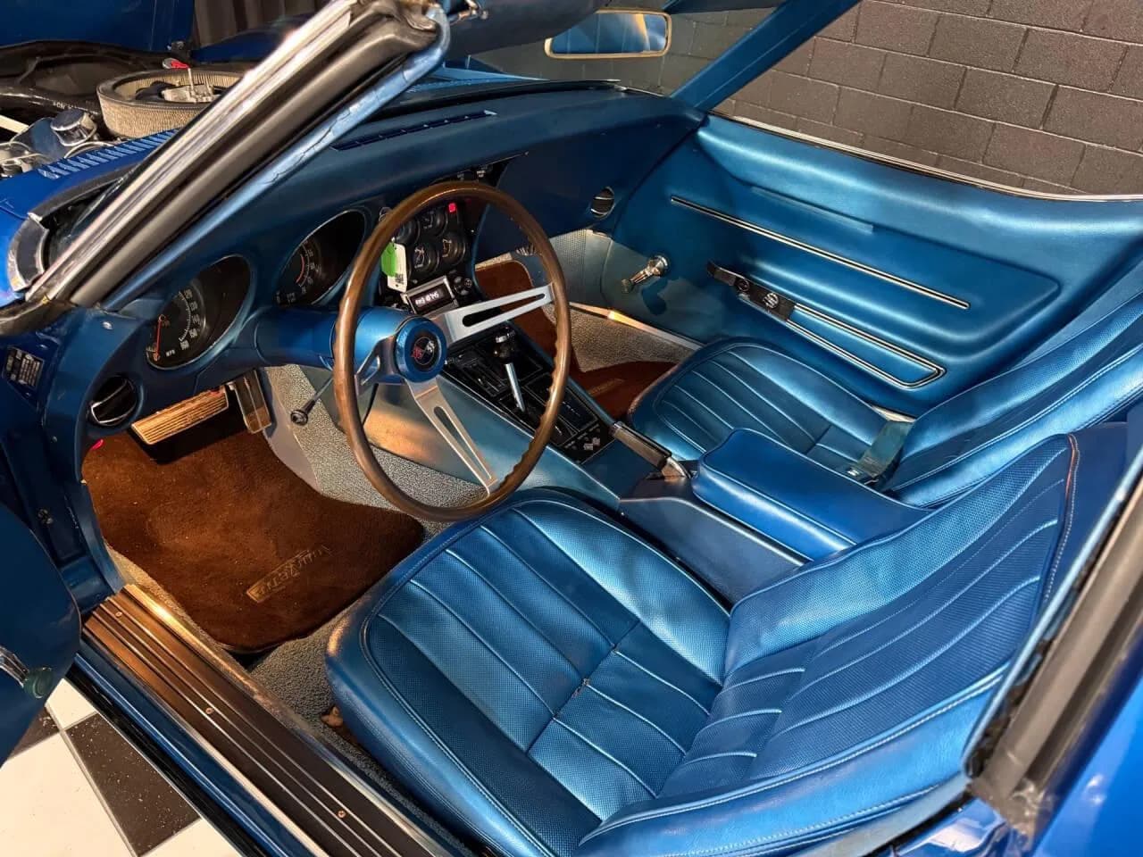 1968 Chevrolet Corvette - Thumbnail 2