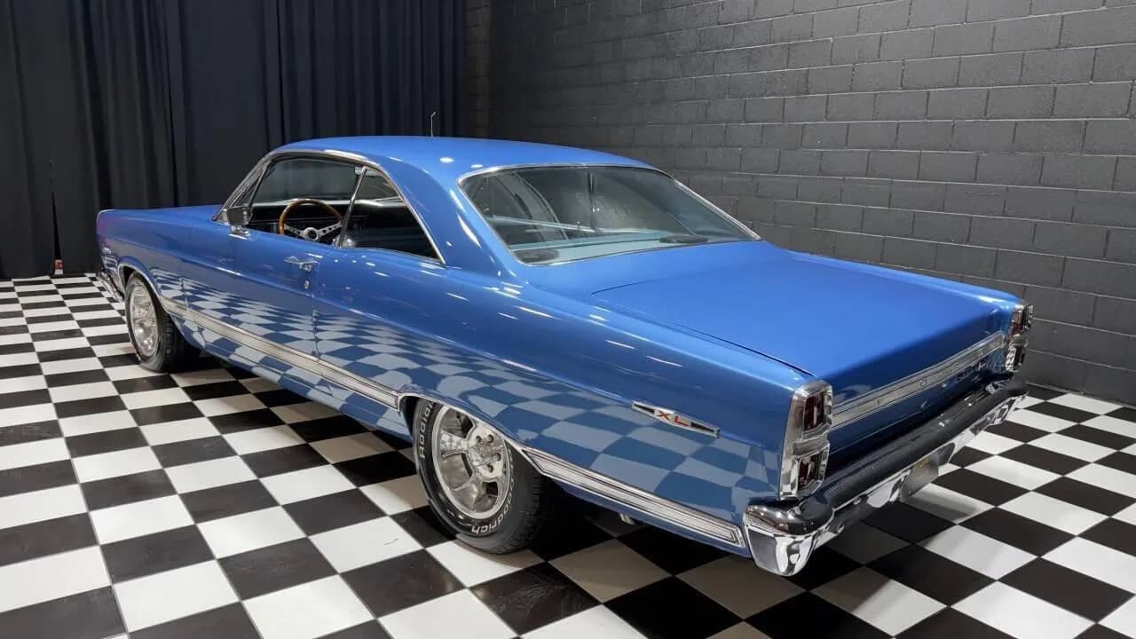1967 Ford Fairlane - Thumbnail 8
