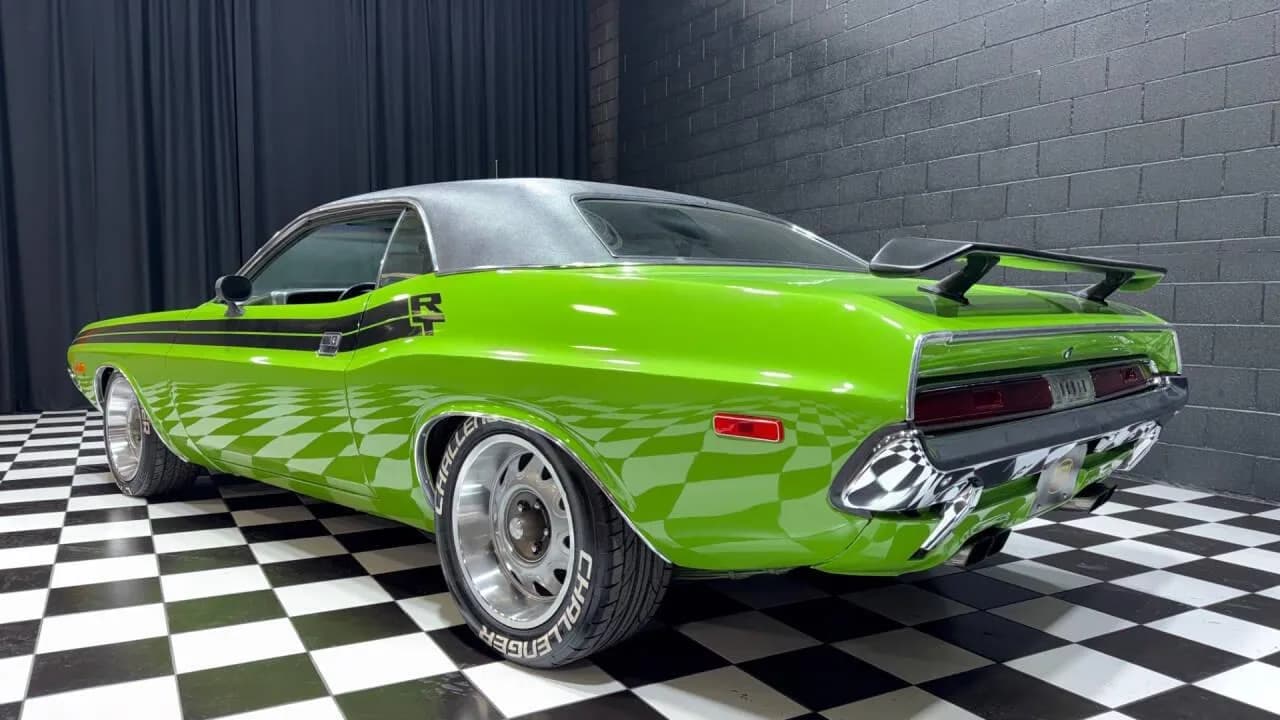 1973 Dodge Challenger - Thumbnail 4