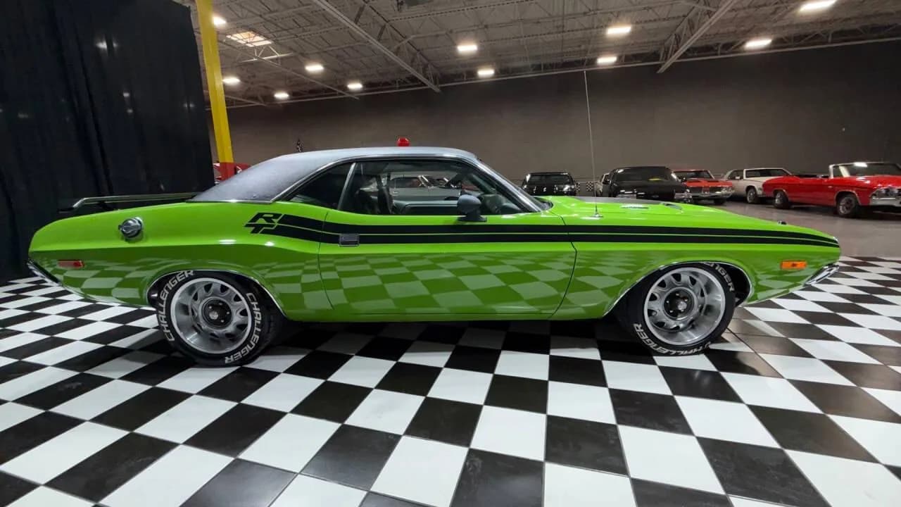 1973 Dodge Challenger - Thumbnail 7