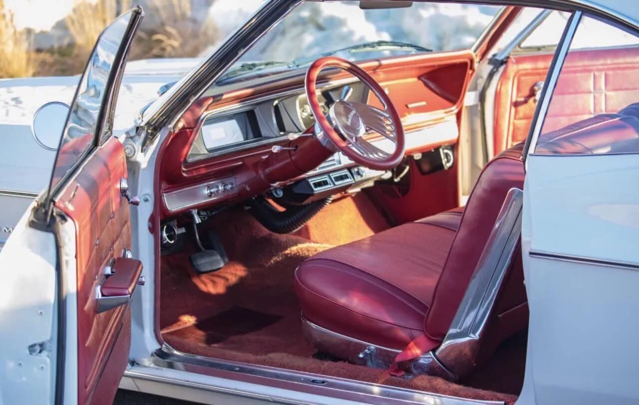 1966 Chevrolet Impala - Thumbnail 5