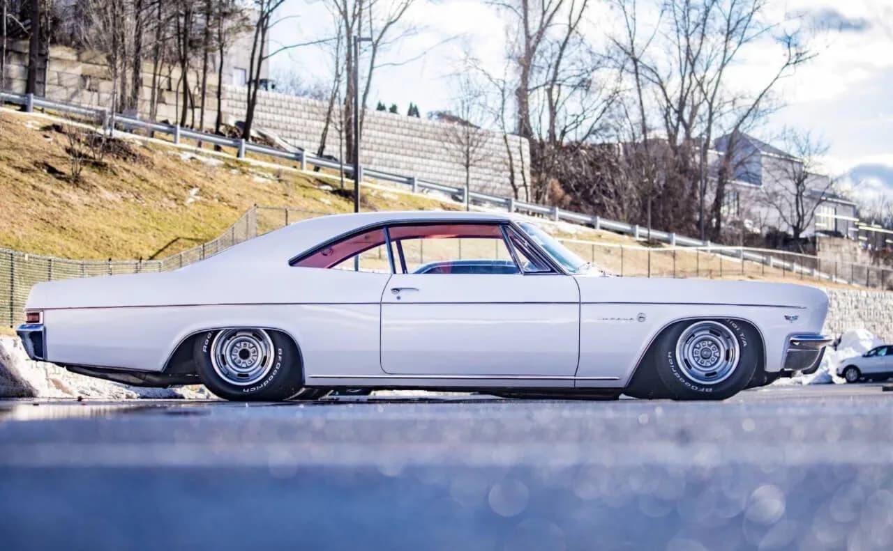 1966 Chevrolet Impala - Thumbnail 3