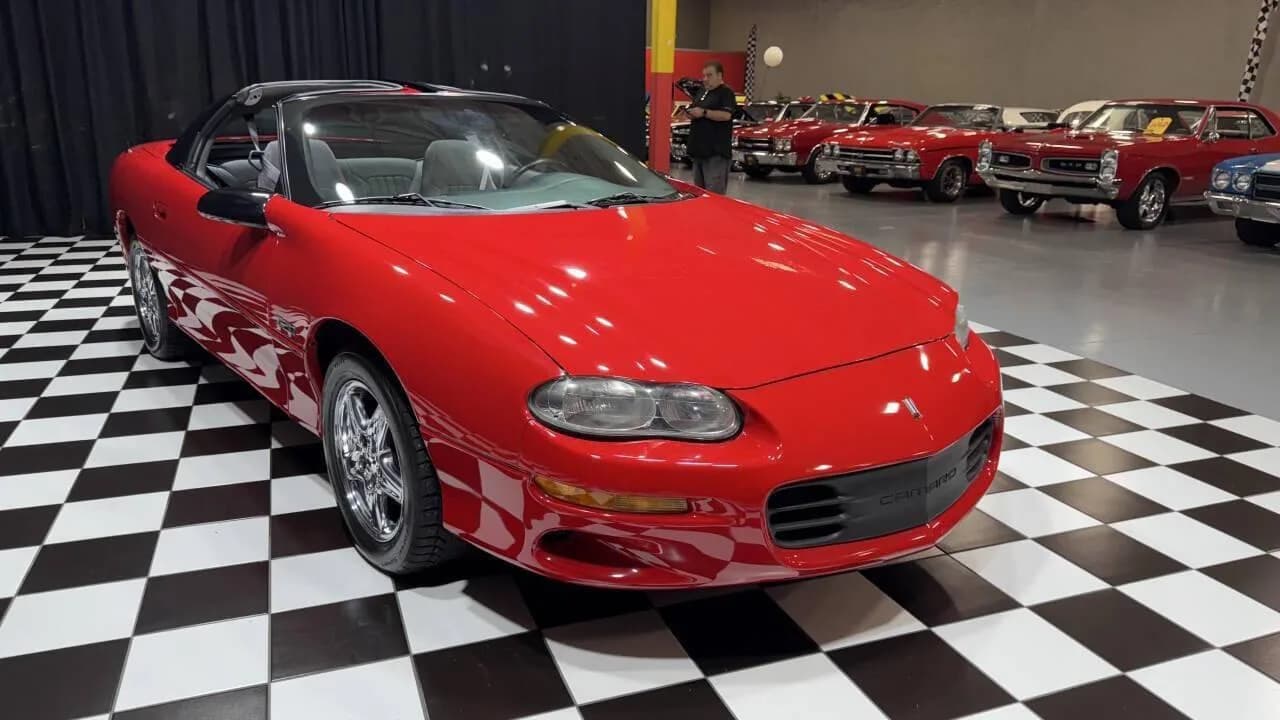 1998 Chevrolet Camaro - Thumbnail 5