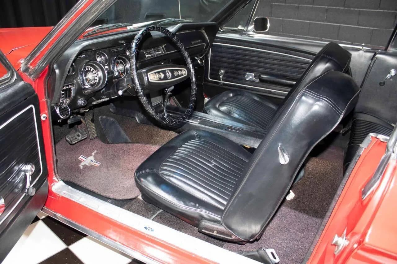 1968 Ford Mustang - Thumbnail 3