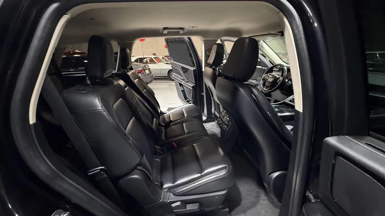 2021 Lincoln Aviator - Thumbnail 4