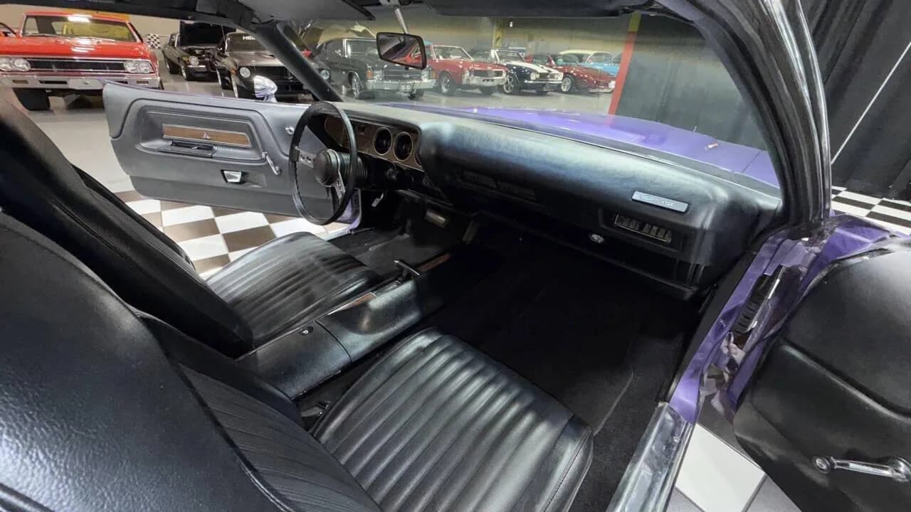 1972 Dodge Challenger - Thumbnail 4
