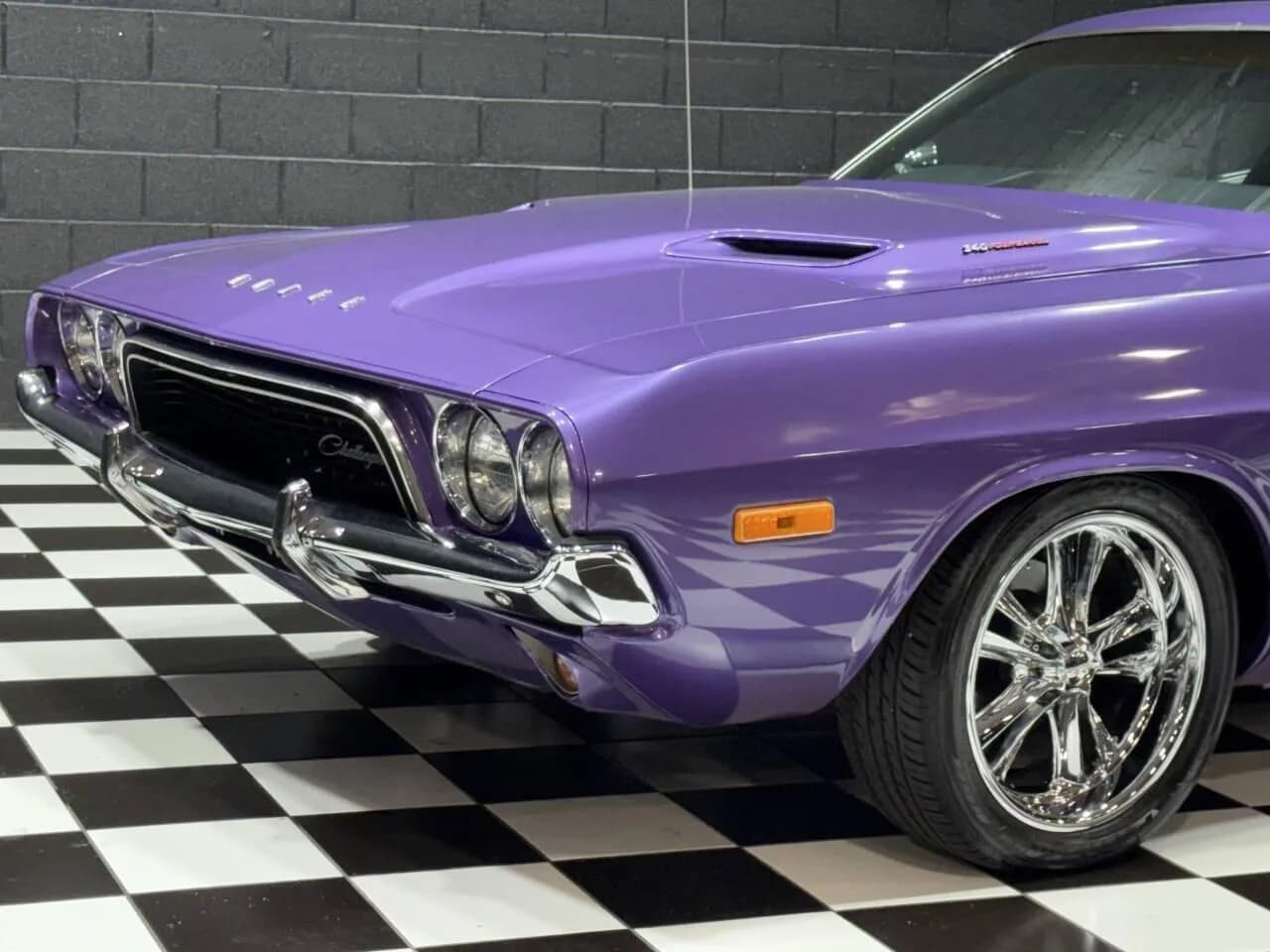 1972 Dodge Challenger - Thumbnail 6