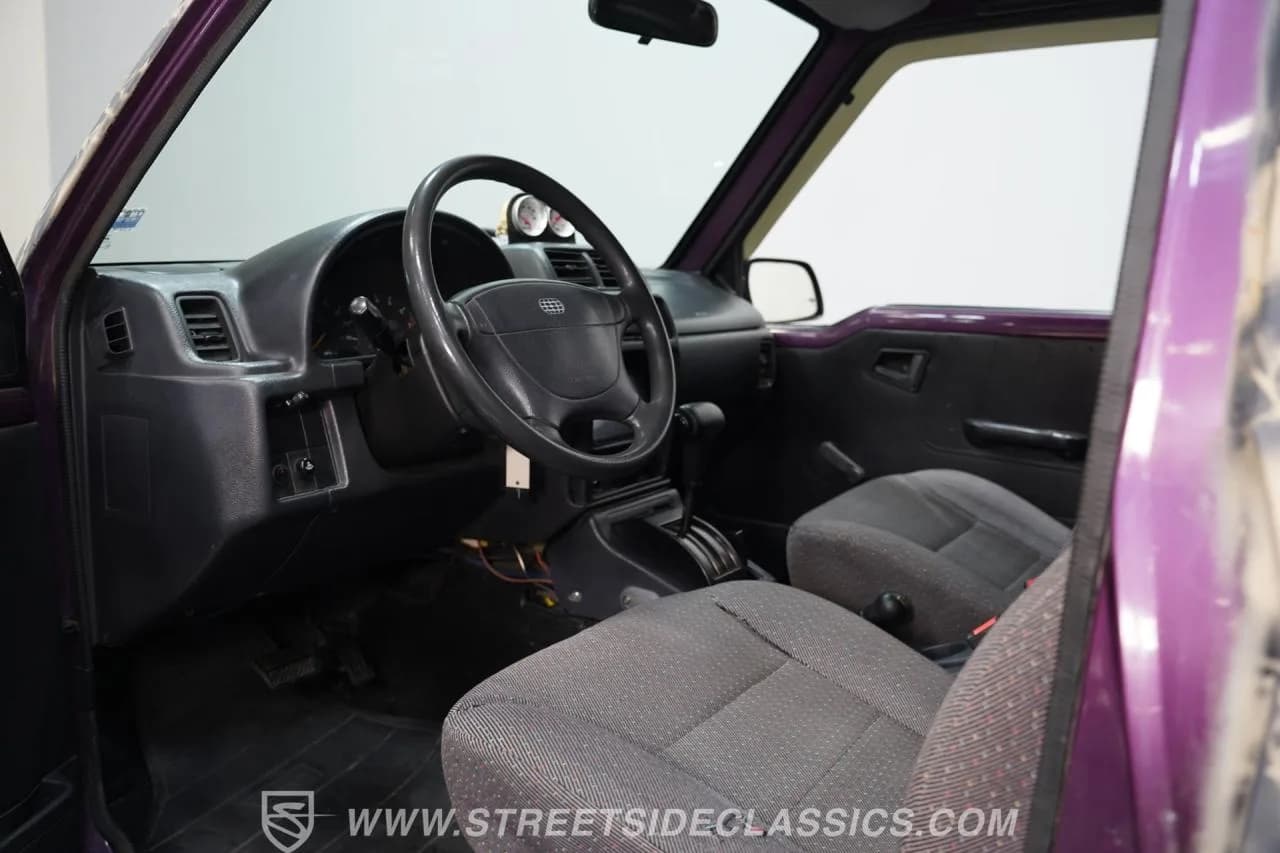 1996 Geo Tracker 4x4 - Thumbnail 4
