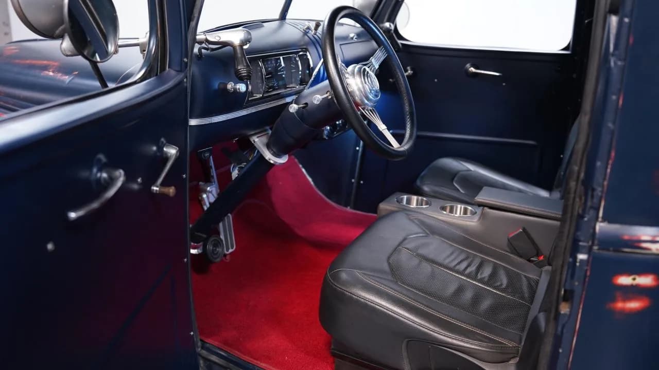 1941 Chevrolet Pickup Patina Restomod - Thumbnail 4