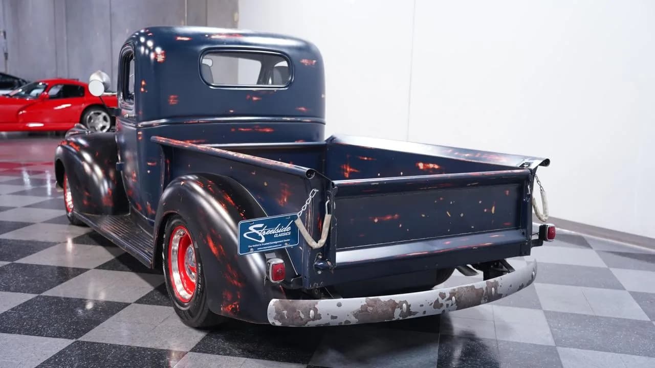 1941 Chevrolet Pickup Patina Restomod - Thumbnail 8