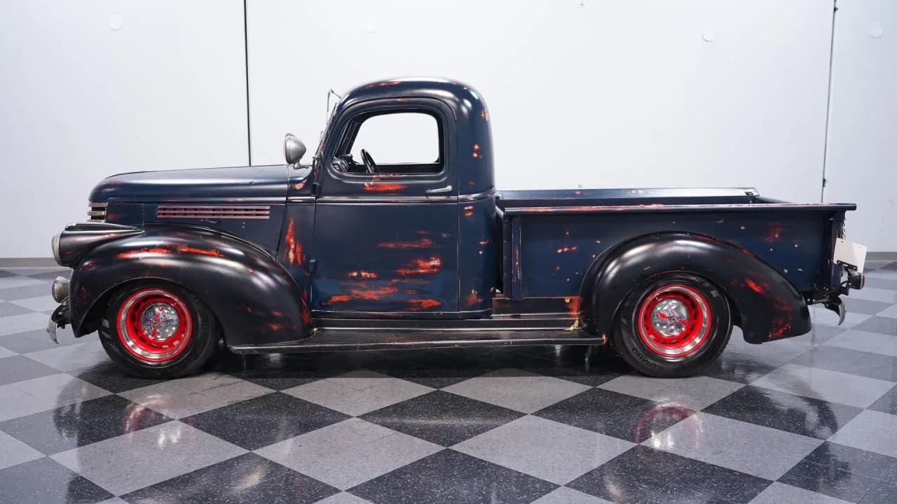 1941 Chevrolet Pickup Patina Restomod - Thumbnail 2