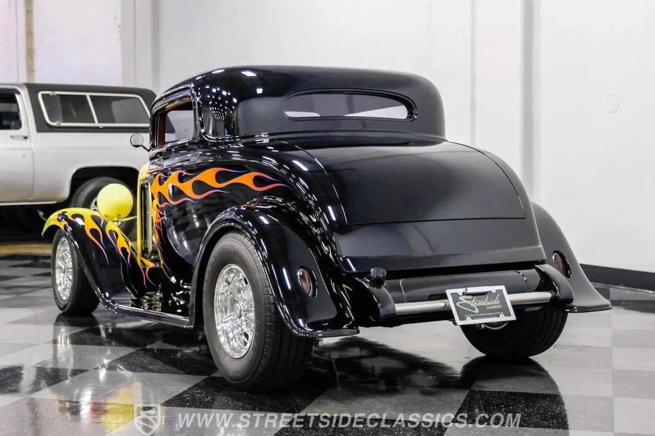 1932 Ford 3-Window Coupe Street Rod - Thumbnail 8