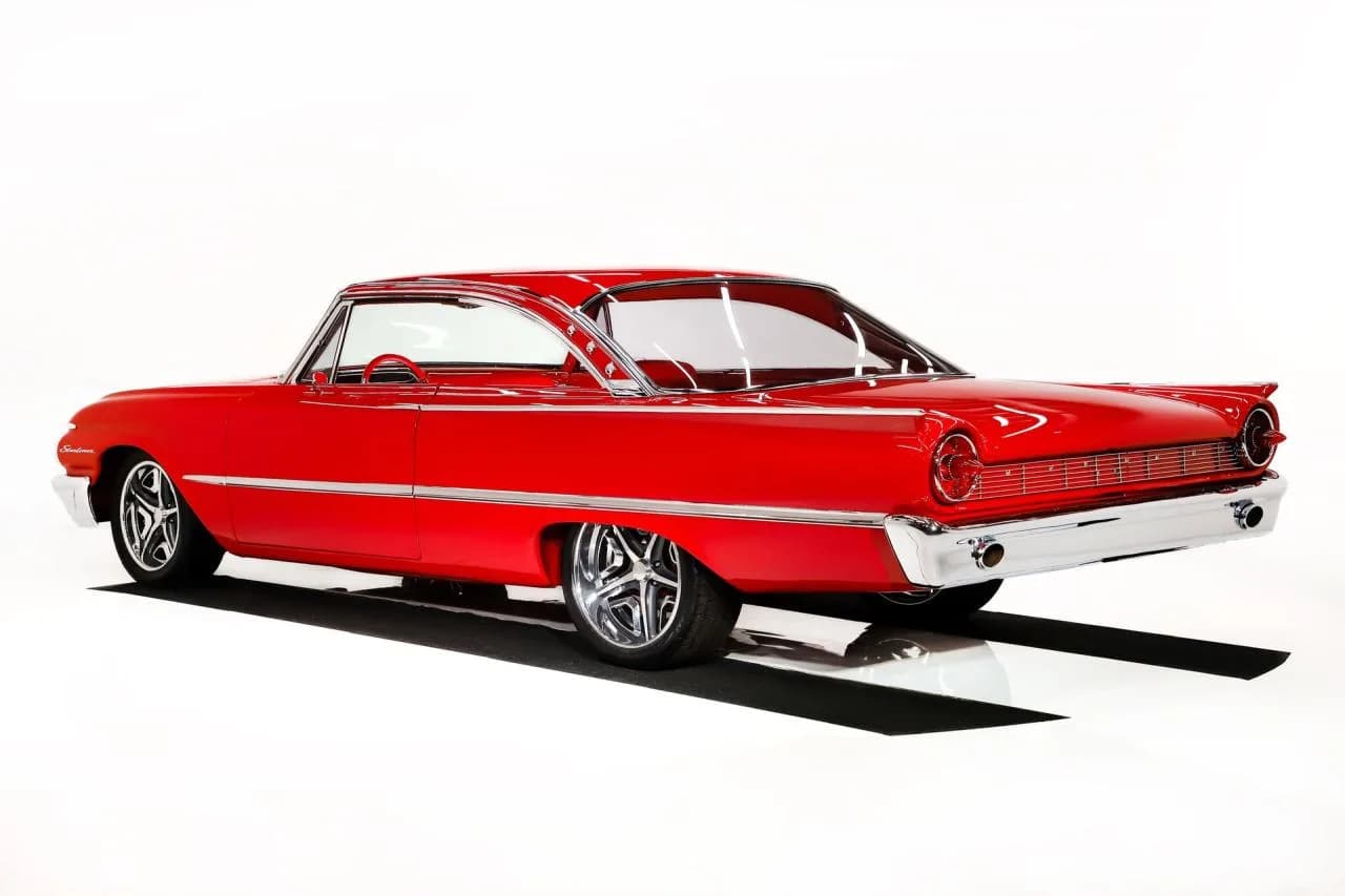 1961 Ford Galaxie Starliner - Thumbnail 5